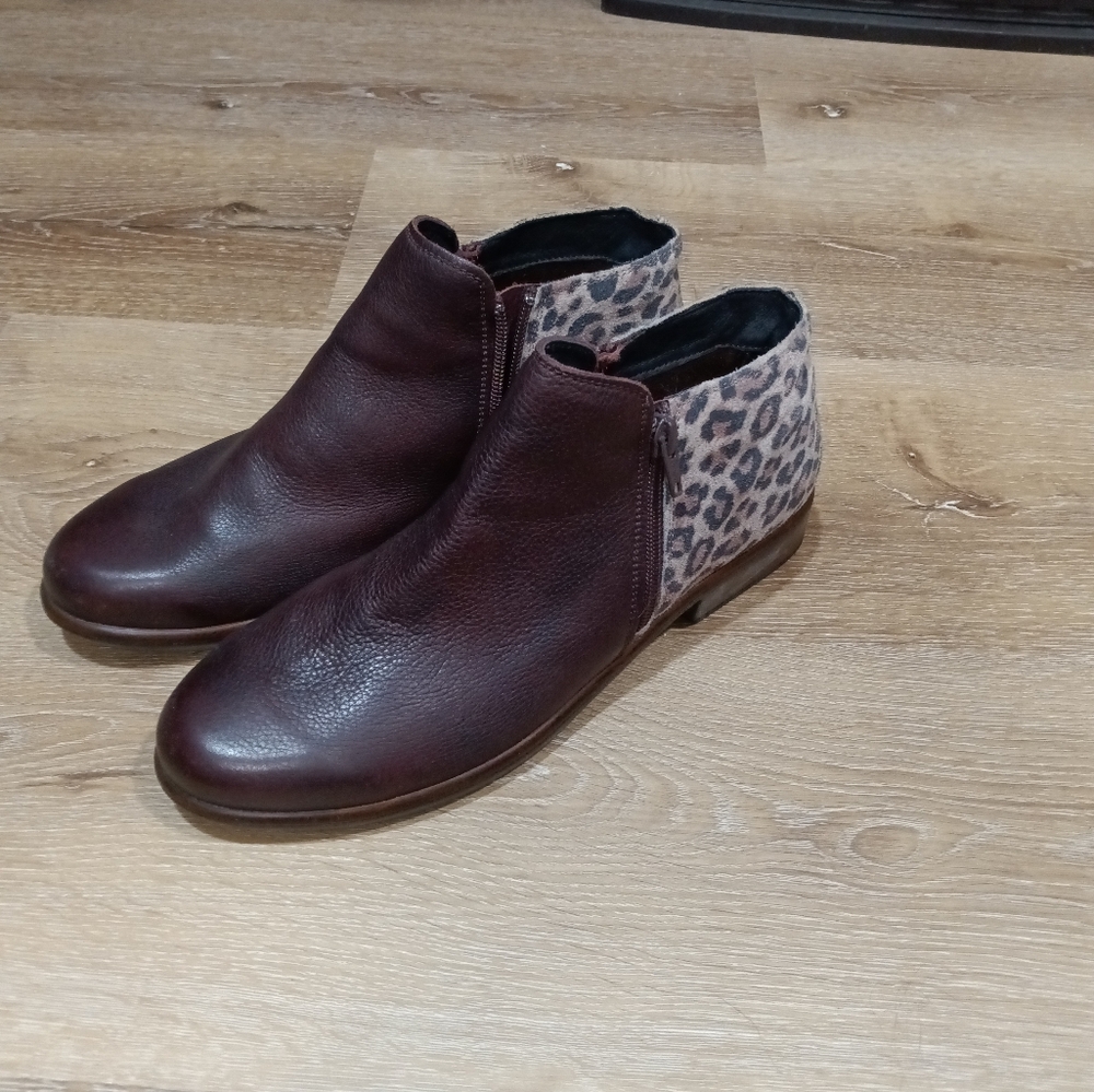 Woman's ankle boots